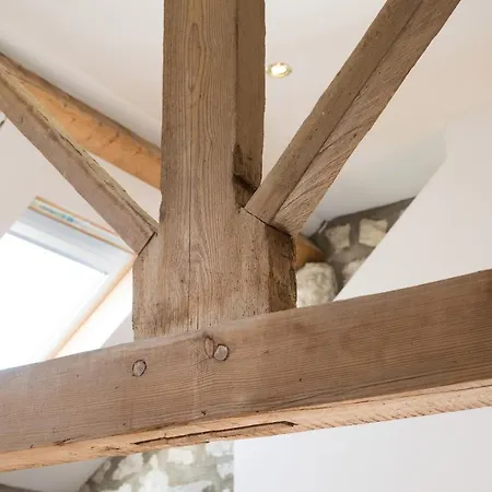 Crow House Barn *
