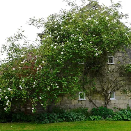בית נופש Crow House Barn *